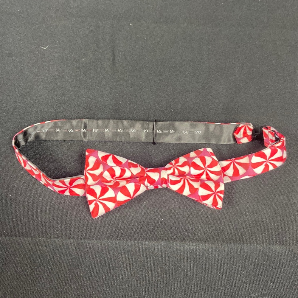 Ho Ho Ho Peppermint Candy Adjustable Bow Tie (4277)